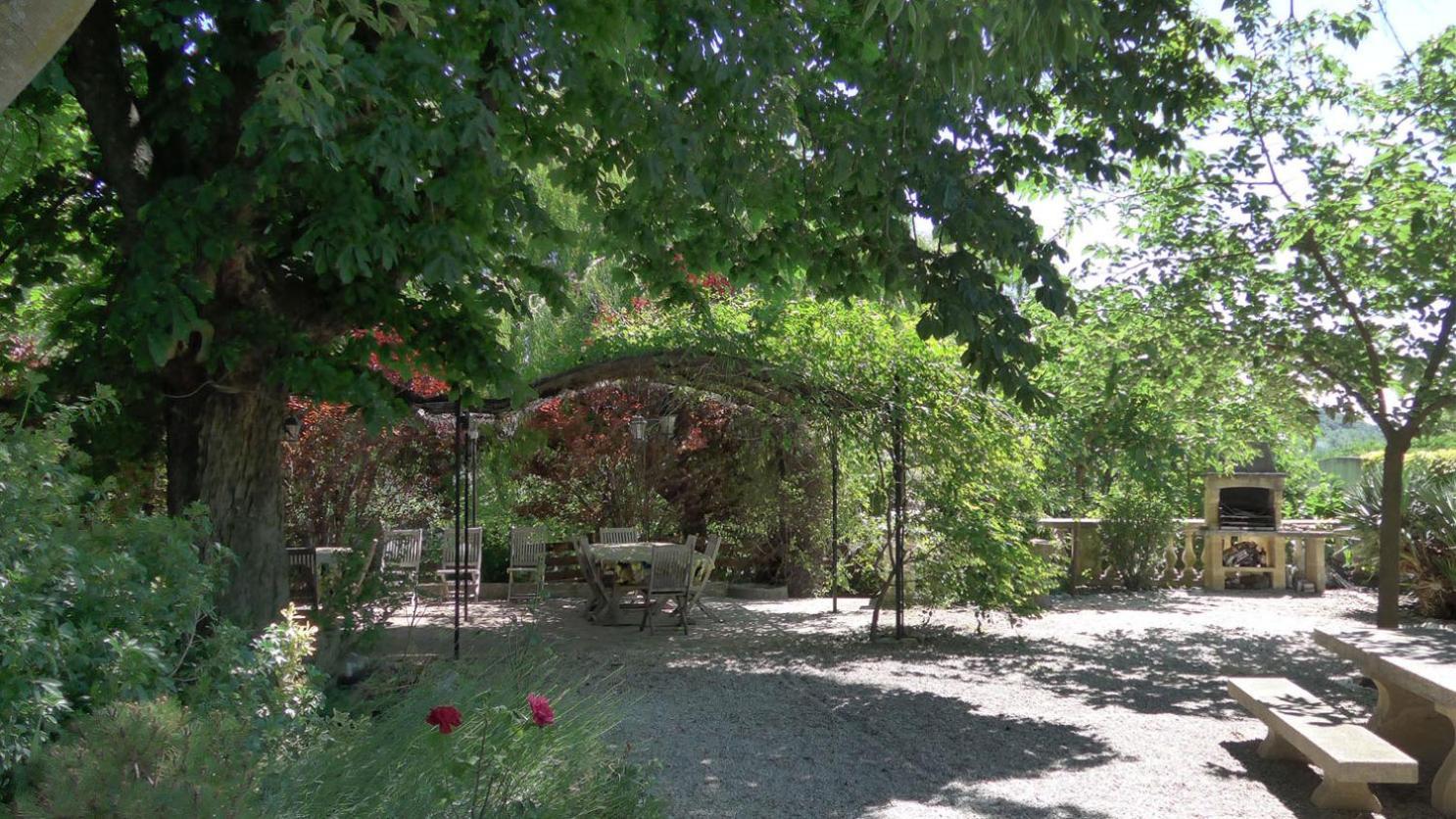 Gites Au Chateau Des Estubiers Les Granges-Gontardes Екстериор снимка
